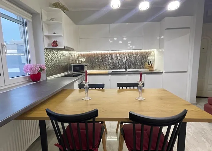 House Thalassa * Peraía